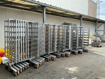 Set of 20 baking trays – kavel bij Dome Auctions, Kingersheim