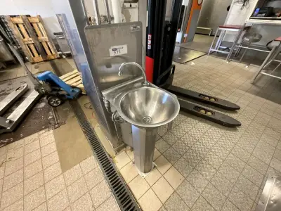 Stainless steel hand-washing station – kavel bij Dome Auctions, Kingersheim