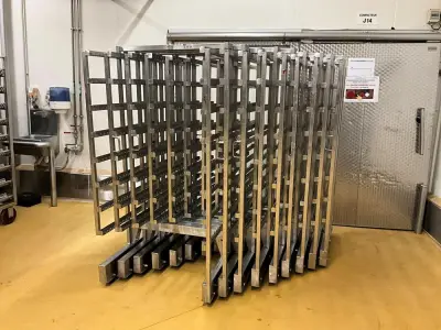 Set of 9 baking carts – kavel bij Dome Auctions, Kingersheim