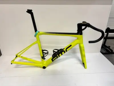 BMC Roadmachine SLR01 maat 54 – kavel bij Openbare Verkopen, Ingelmunster