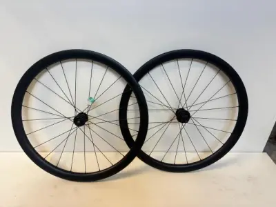 Syncross carbon wielset – kavel bij Openbare Verkopen, Ingelmunster