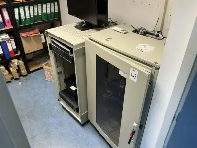 Server – kavel bij Dome Auctions, Rotterdam