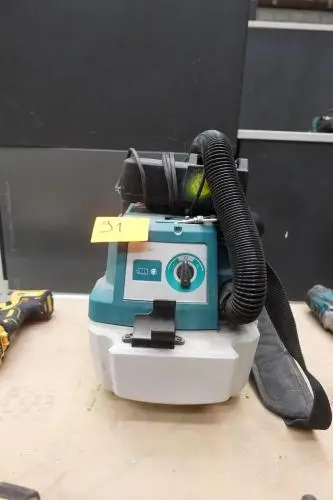 Accu vacuum Makita – kavel bij Openbare Verkopen, Wervik