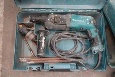 Boorhamer Makita – kavel bij Openbare Verkopen, Wervik