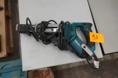 Schroefmachine Makita – kavel bij Openbare Verkopen, Wervik