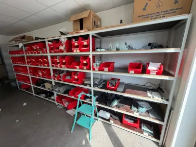 Storage rack – kavel bij Dome Auctions, Höhenkirchen-Siegertsbrunn