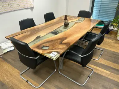 Conference setup – kavel bij Dome Auctions, Höhenkirchen-Siegertsbrunn