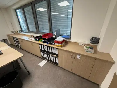 Cabinet – kavel bij Dome Auctions, Höhenkirchen-Siegertsbrunn