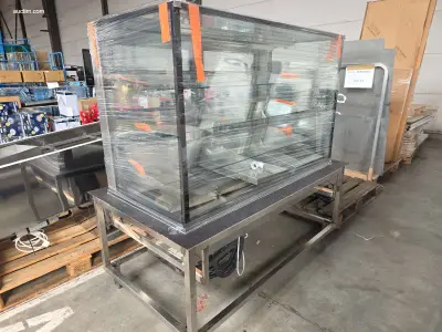 Bedieningsvitrine Ideal Ake 145 – kavel bij Auctim, Aartselaar