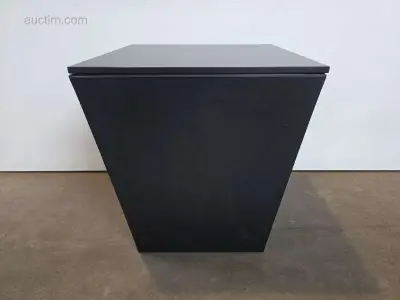 Zwarte conic dinertafels Flexfurn (2x) – kavel bij Auctim, Aartselaar