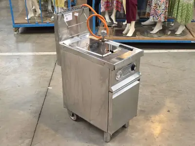 Inox verrijdbare gasfriteuse ELFRAMO GW20T – kavel bij Auctim, Aartselaar