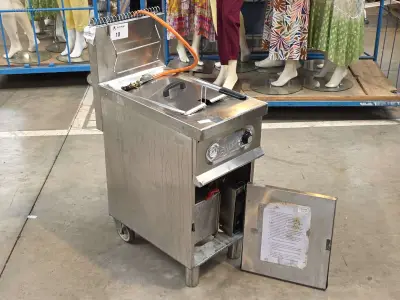 Inox verrijdbare gasfriteuse ELFRAMO GW20T – kavel bij Auctim, Aartselaar