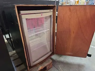 Vitrinekoelkast TEFCOLD BC145W/FAN – kavel bij Auctim, Aartselaar