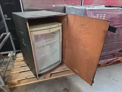 Vitrinekoelkast TEFCOLD BC145W/FAN – kavel bij Auctim, Aartselaar