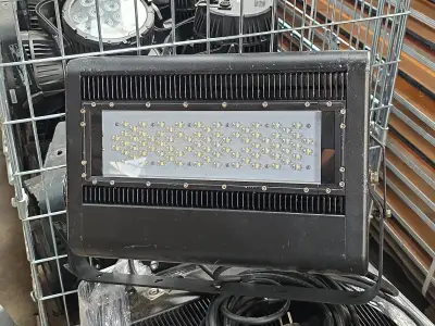 (11x) Led floodlights RGB led Premium floodlight – kavel bij Auctim, Aartselaar