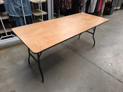 (29x) houten klaptafels – kavel bij Auctim, Aartselaar