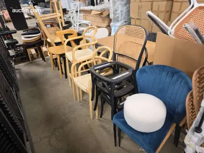 Diverse houten bijzetstoelen Flexfurn (22x) – kavel bij Auctim, Aartselaar