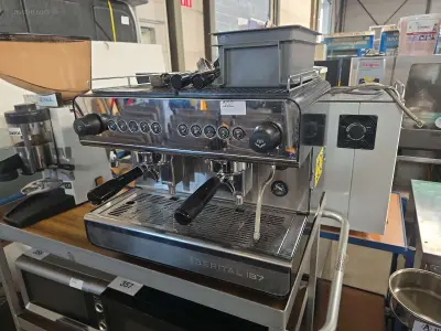 Professionele koffiemachine Iberital IB7 – kavel bij Auctim, Aartselaar