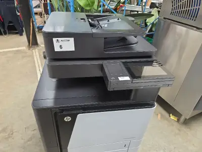 Multifunctionele printer HP Color Laserjet – kavel bij Auctim, Aartselaar