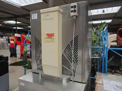 Inox schilferijsmachine MAJA SA 215 S – kavel bij Auctim, Aartselaar
