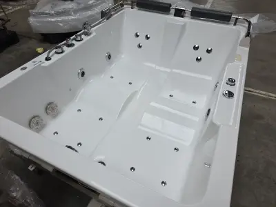 Acryl rechthoekig hydromassagebad EAGO – kavel bij Auctim, Aartselaar