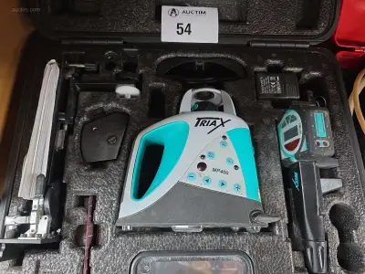 Roterende laser TRIAX MP400 – kavel bij Auctim, Aartselaar