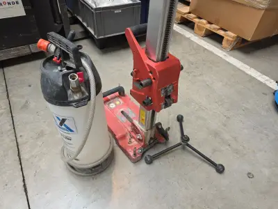 Boorstatief NN – kavel bij Auctim, Aartselaar
