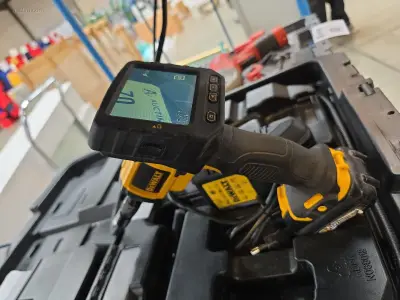 Accu inspectielamp DEWALT DCT410 – kavel bij Auctim, Aartselaar