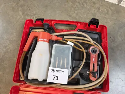 Tegelboorset HILTI – kavel bij Auctim, Aartselaar
