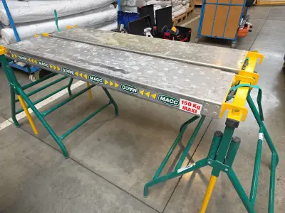(2x) Metalen schragen MACC – kavel bij Auctim, Aartselaar
