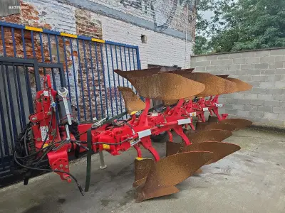Wentelploeg met 5 scharen Pottinger Servo 45M – kavel bij Auctim, Drogenbos