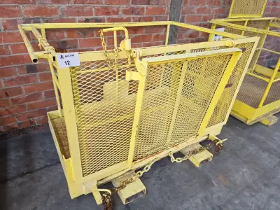 Werkkooi voor heftruck – kavel bij Auctim, B-9100 9100 Sint-Niklaas, Aerschotstraat 114