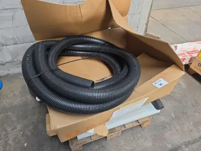 Partij diverse pvc buizen – kavel bij Auctim, B-9100 9100 Sint-Niklaas, Aerschotstraat 114