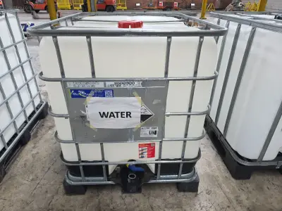 IBC container Schutz 1000L – kavel bij Auctim, B-9100 9100 Sint-Niklaas, Aerschotstraat 114