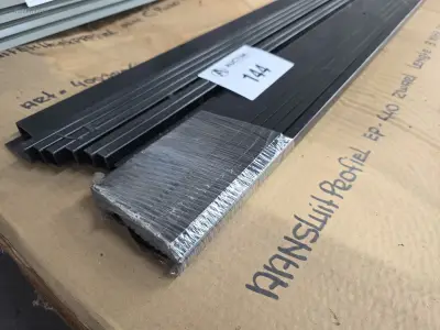 (18x) alu profiel voor gevelplaten SVK – kavel bij Auctim, B-9100 9100 Sint-Niklaas, Aerschotstraat 114