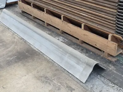 (40x) Vezelcement hulpstukken voor golfplaten SVK – kavel bij Auctim, B-9100 9100 Sint-Niklaas, Aerschotstraat 114