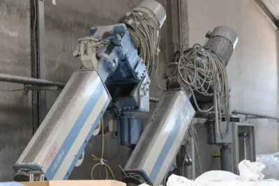KABMAK 60mm 24D Extruder, E-60/24D-V met motor – kavel bij Auctim, Jemeppe Sur Meuse