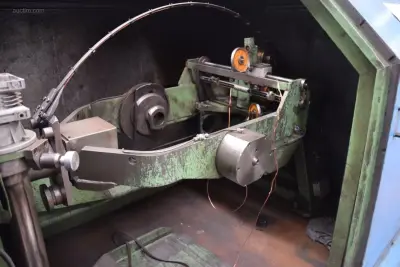 LESMO DTO800 BM Dubbele Twist Bundelmachine LESMO DTO800 – kavel bij Auctim, Jemeppe Sur Meuse