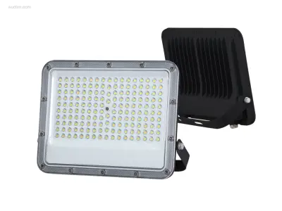 (16 x) 16 x 100W 3000K LED Breedstralers met Lens – kavel bij Auctim, Puurs