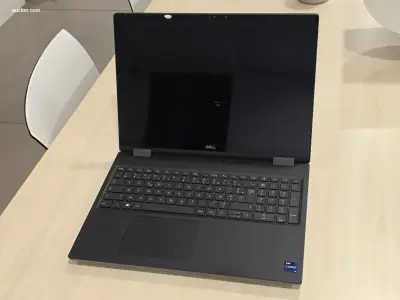 laptop Dell Precision 7680 – kavel bij Auctim, Aartselaar