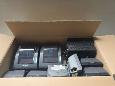 (12x) Stuks divers IT-materiaal Dell, Metapace – kavel bij Auctim, Aartselaar