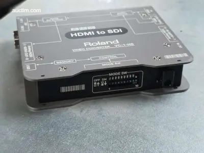 Set: 4x Video Convertor Roland VC-1-HS – kavel bij Auctim, Aartselaar