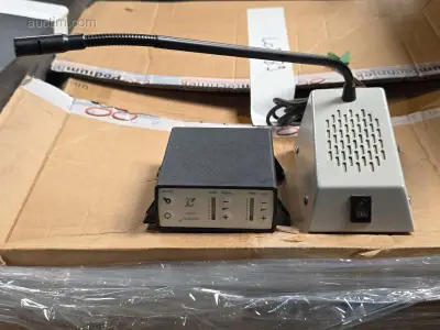Sets Agent Desktop + 2 luidspreker (3x) ATEIS – kavel bij Auctim, Aartselaar
