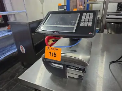 Digitale weegschaal Avery Berkel XM601 – kavel bij Auctim, Yves-Gomezée