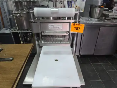 RVS vleesprikker Melior 35NSHI – kavel bij Auctim, Yves-Gomezée