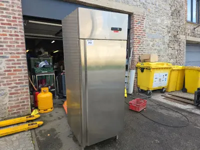 RVS diepvriezer GGM Gastro Minus 700 – kavel bij Auctim, Yves-Gomezée