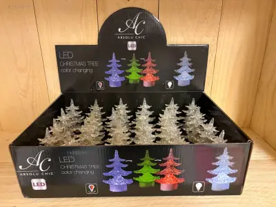 (192x) Led Kerstboompje – kavel bij Auctim, AG SOMEREN - Koper ontvangt een mail na betaling met de nodige info om een afspr
