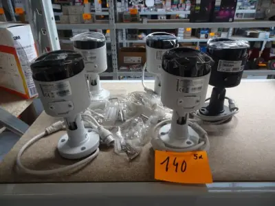 5x Camera Gigamedia – kavel bij Openbare Verkopen, Harelbeke