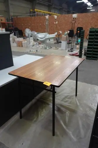 Tafel – kavel bij Openbare Verkopen, Wervik