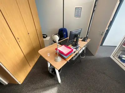 Office – kavel bij Dome Auctions, Kingersheim